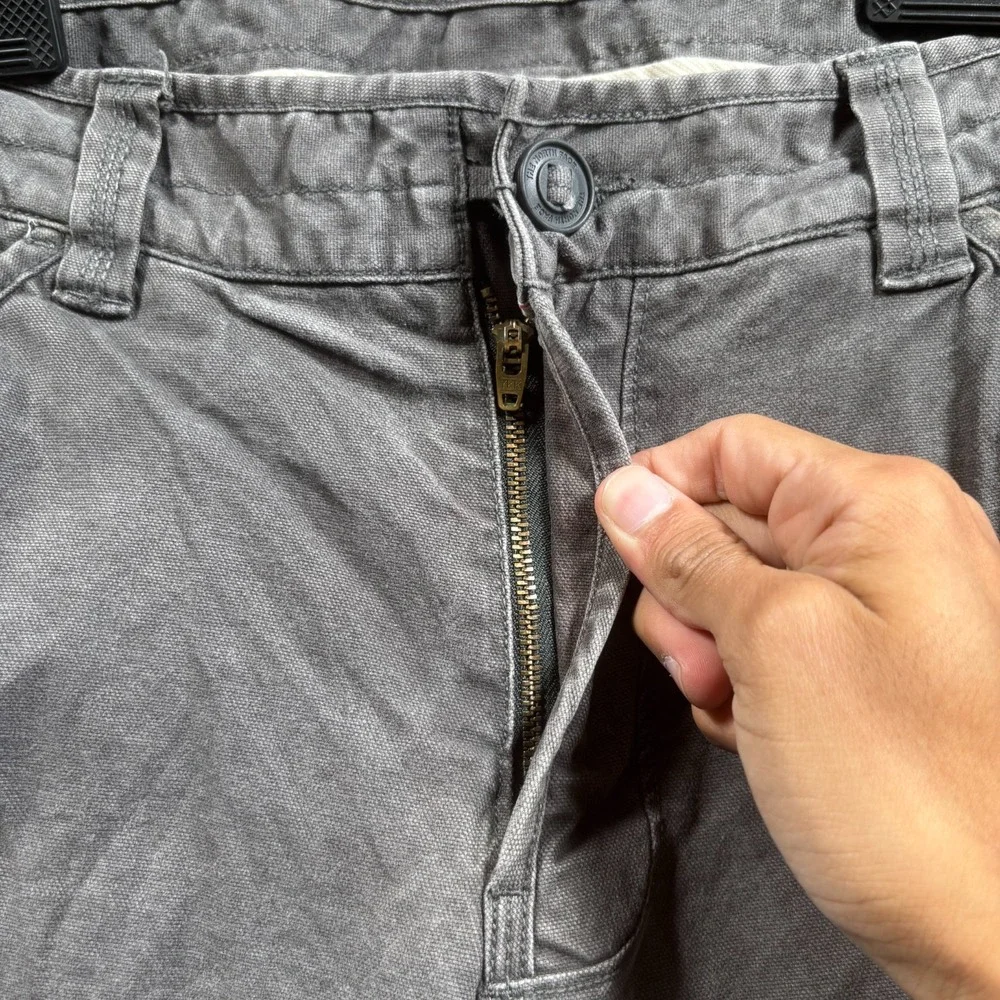 The North Face Khakis Pant Men's 36x31 Gray Canvas Straight Leg Utility Stretch